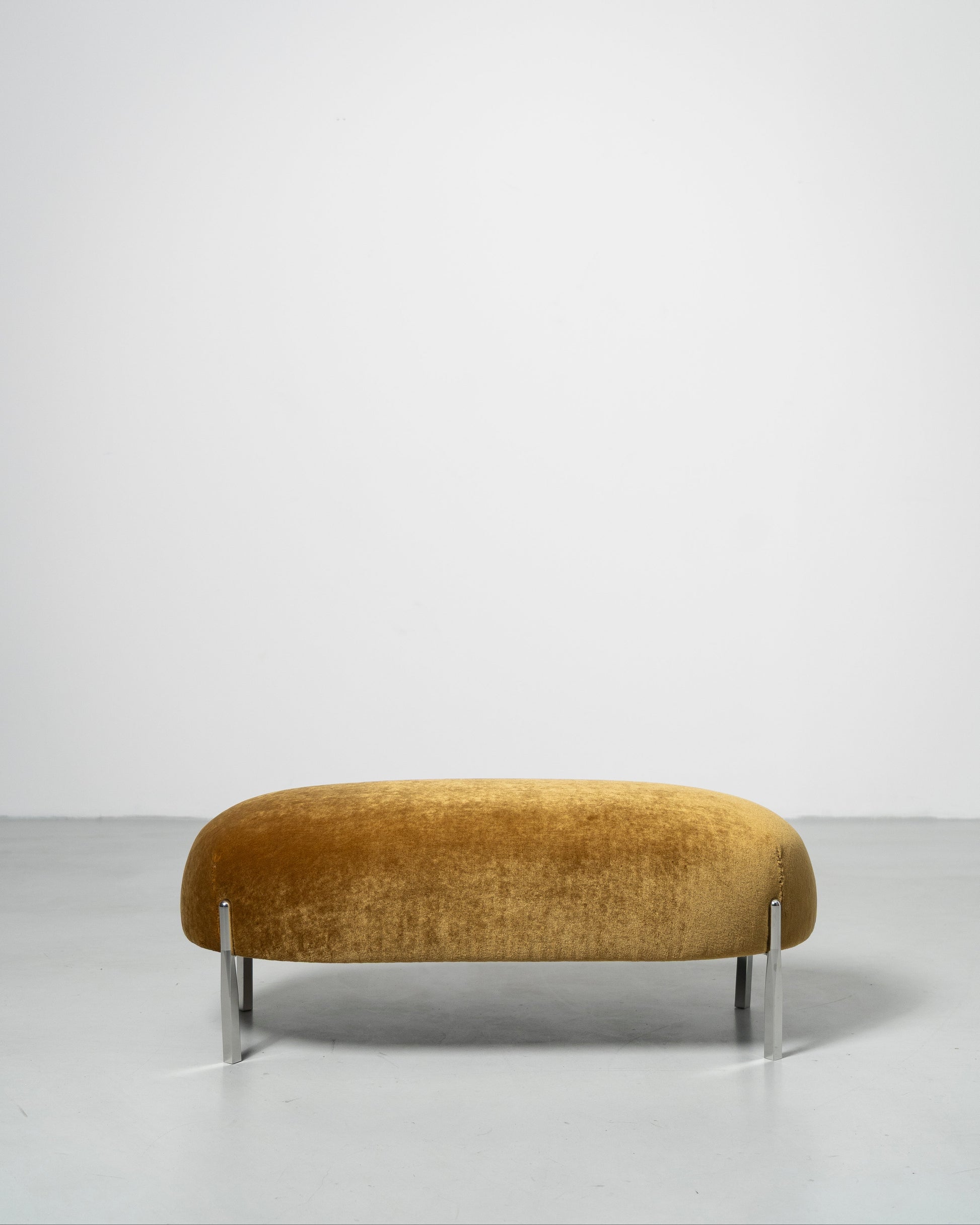 Sophisticate Bench scandinavian design golden textured fabric with chrome steel tube legs